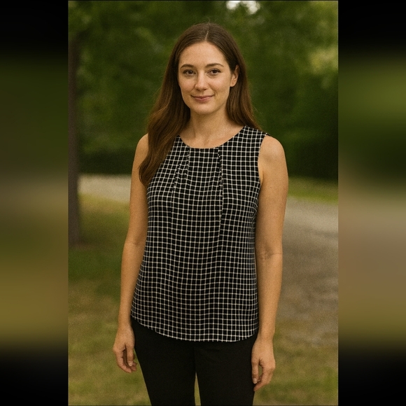 Merona Black & White Grid Pleated Sleeveless Top - Picture 1 of 4